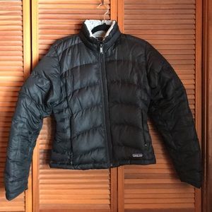 Women’s Black Patagonia Puffy Size Small